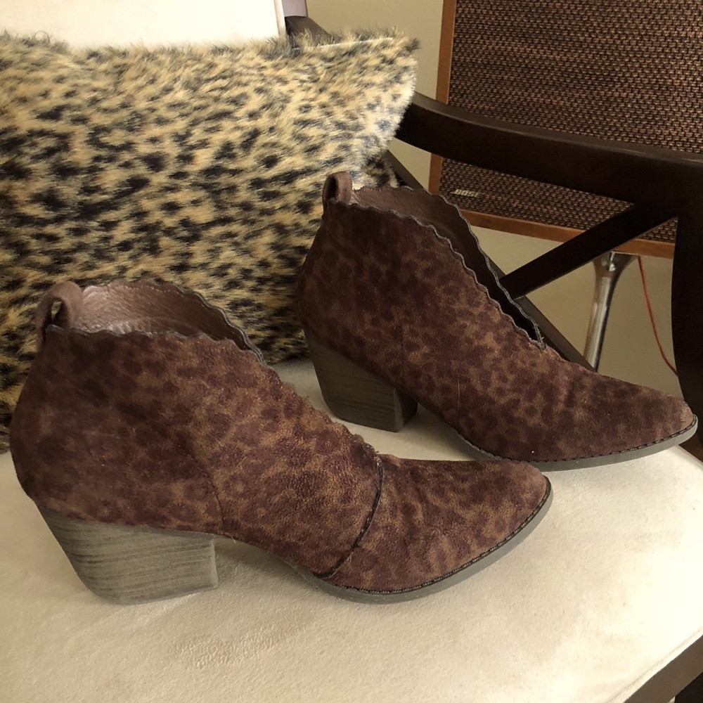 Cute Deep V booties